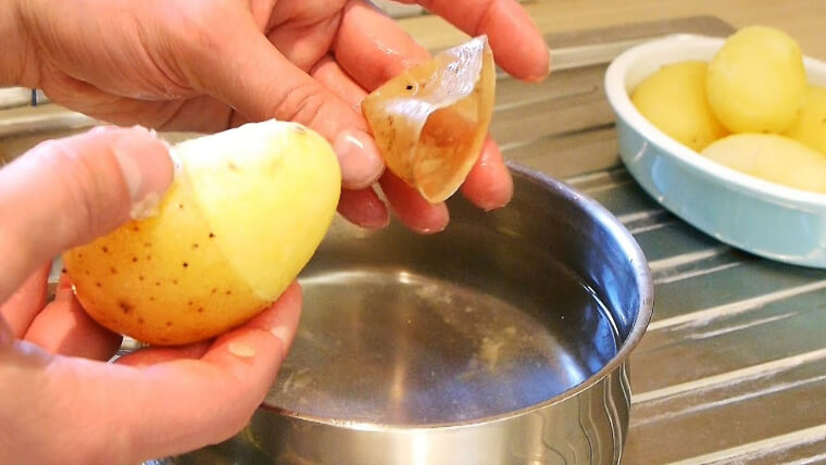 Use Boiling Water and Ice Water to Peel Potatoes Quicker Than Ever