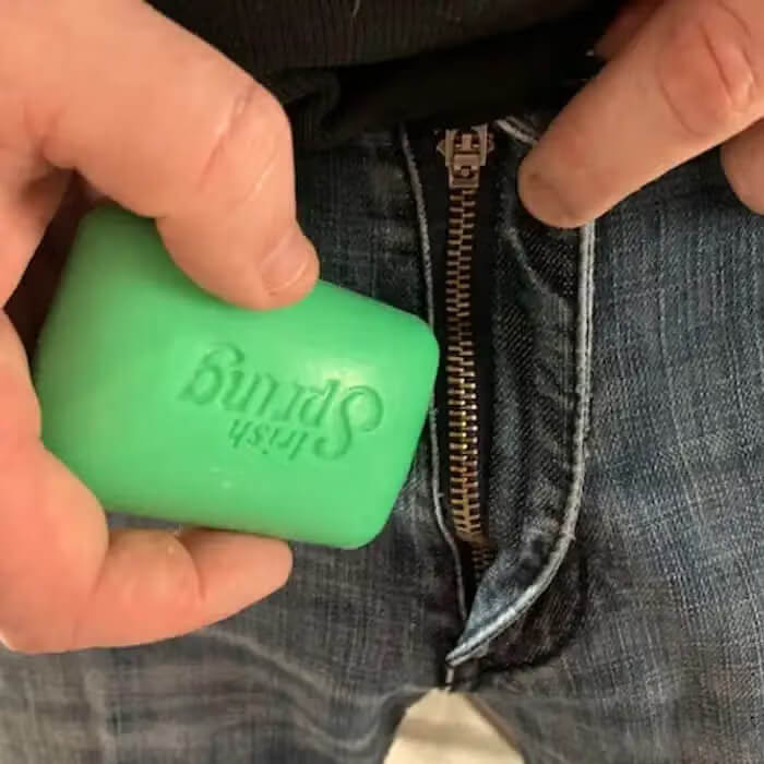 Fix a Stuck Zipper
