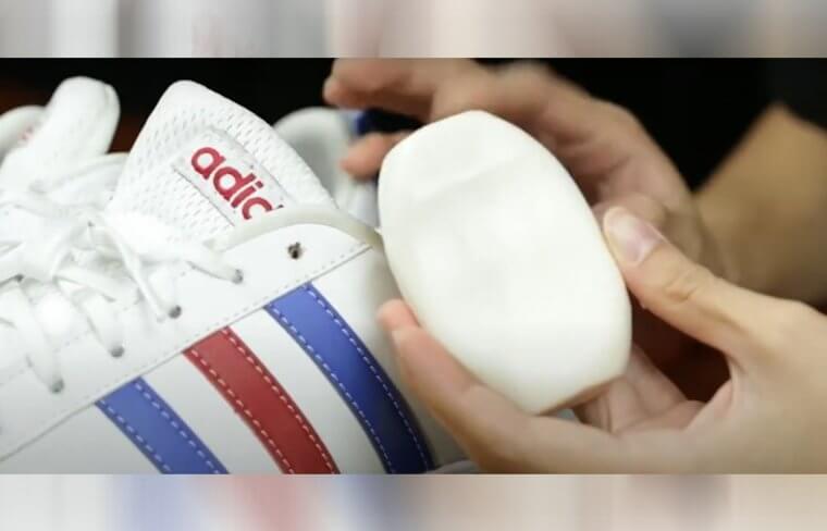 Combat Smelly Shoes