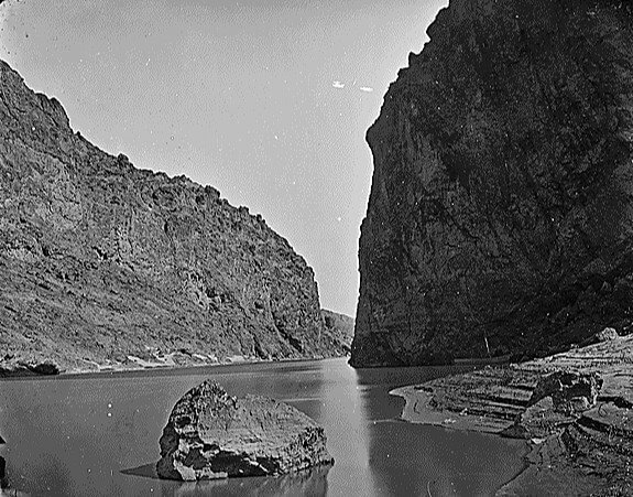 The Filthy Truth Behind Hoover Dam's Transformation