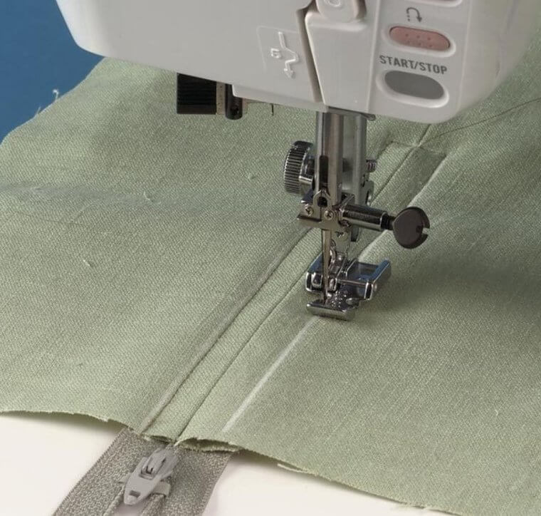 The Easy Way to Install a Zipper