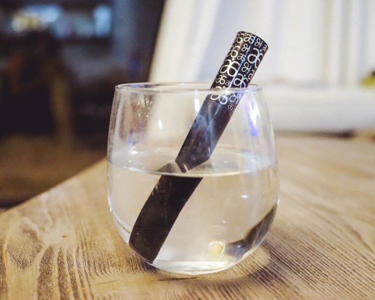 Make Your Mascara Last for Longer With Hot Water