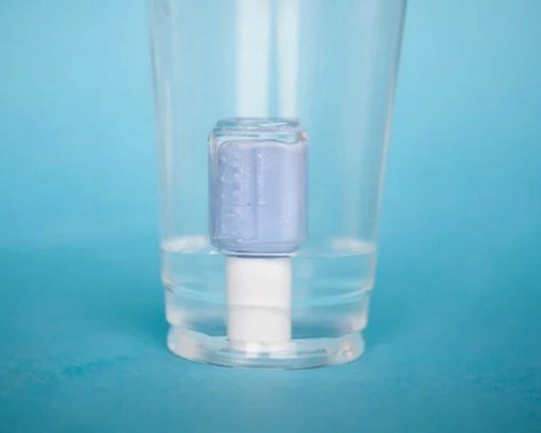 Get the Most Out of Your Nail Varnish With This Handy Hack