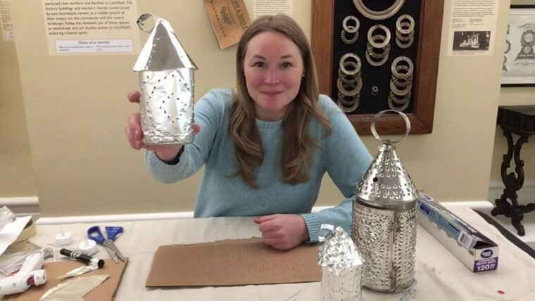 Create Your Own Christmas Tree Ornaments