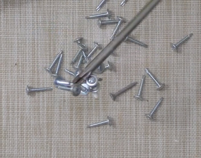 Use a Magnet to Keep Screws in Place