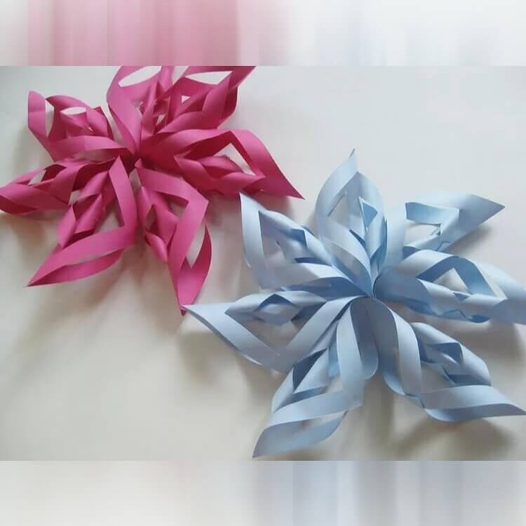 Turn Construction Paper Into Beautiful Starburst Decorations