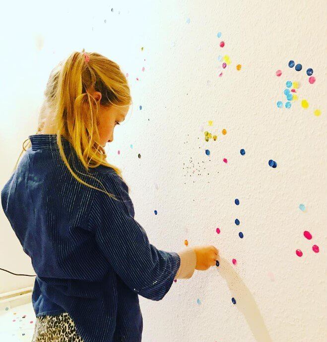 Make A Confetti Wall