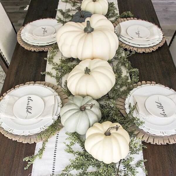 An All-White Elegant Dinner