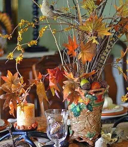 A Woodland Inspired Thanksgiving Table Setting