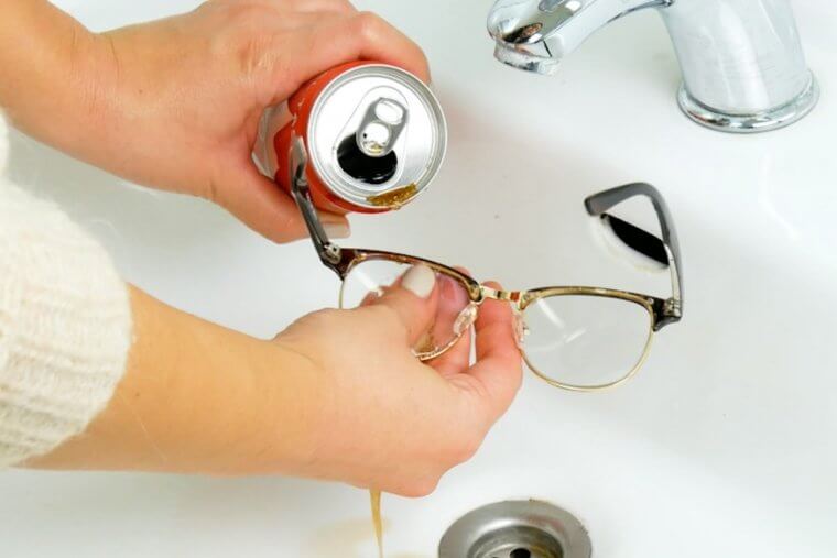 Wipe Your Glasses Clean