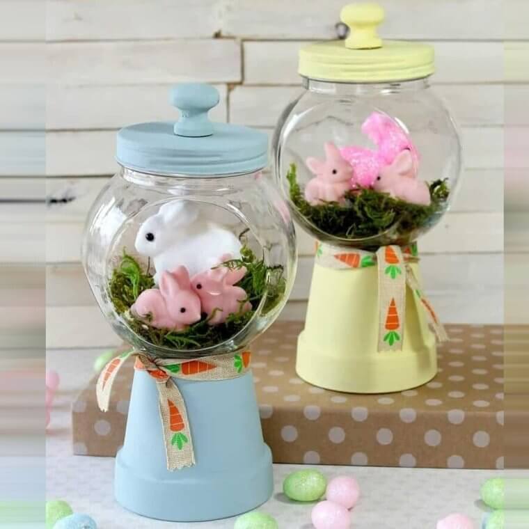 Make Fun Easter Bunny Bubblegum Machines
